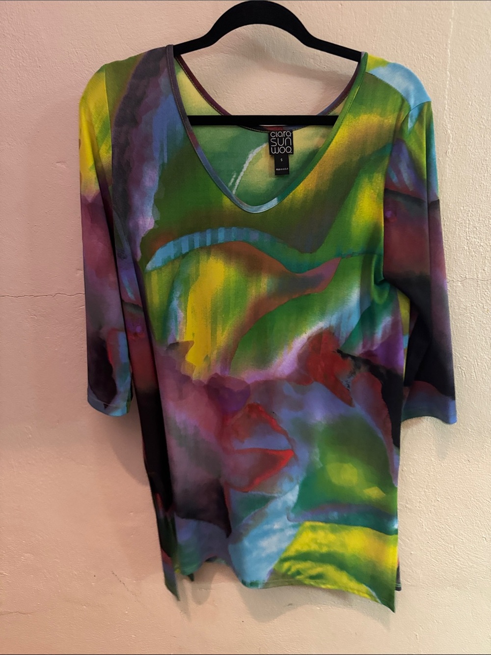 CLARA SUNWOO Women's Multicolor V-Neck Art-Print Top
